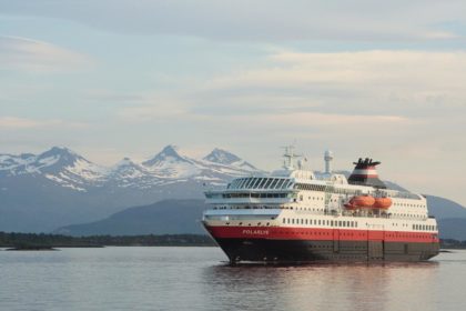 hurtigruten-78720_1280